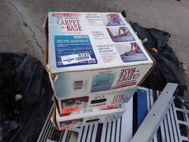 lot 6123 image: 3 boxes of carpet base