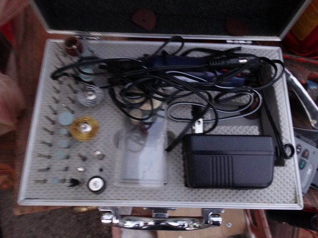 lot 6136 image: Rotary tool w bits & case