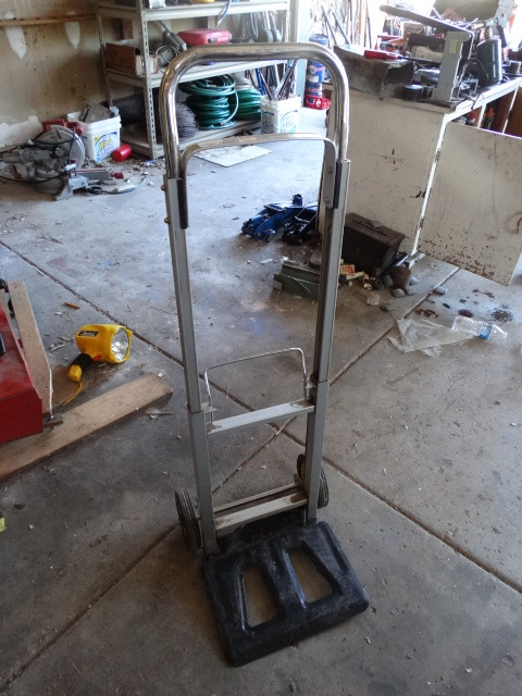 lot 6036 image: 2 wheel dolly
