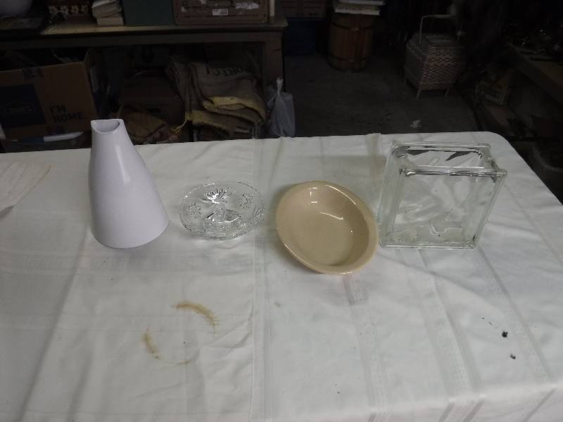 lot 8137 image: Clear glass block, vase, bowl and candy dish lot