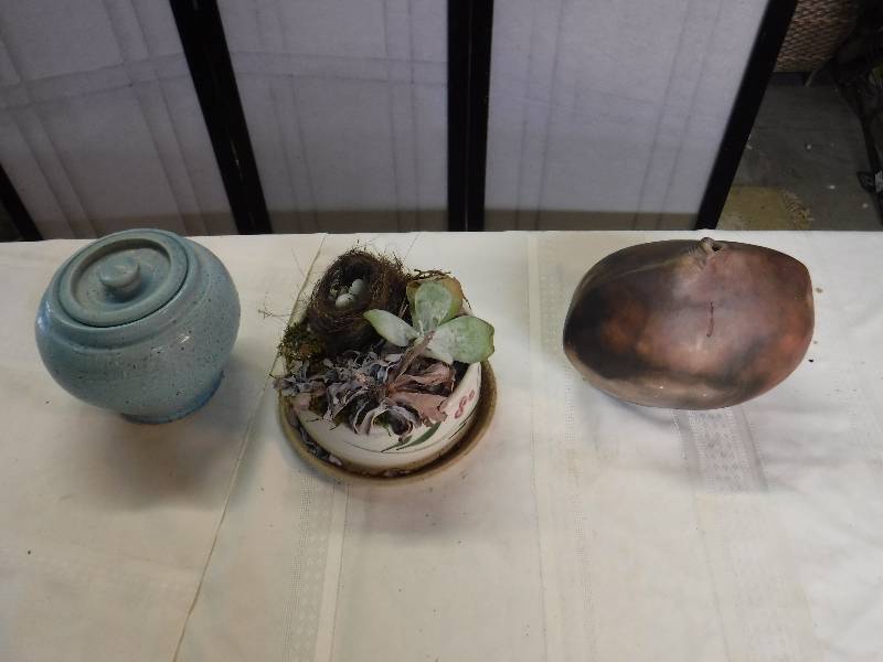 lot 8181 image: vase and planter lot, one has succulents in it