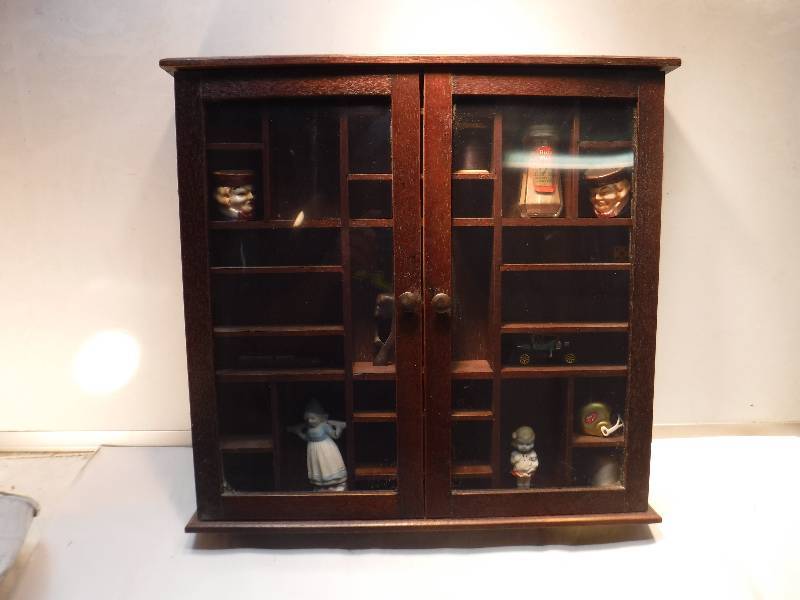 lot 8188 image: Shadow box case with glass doors- contents included