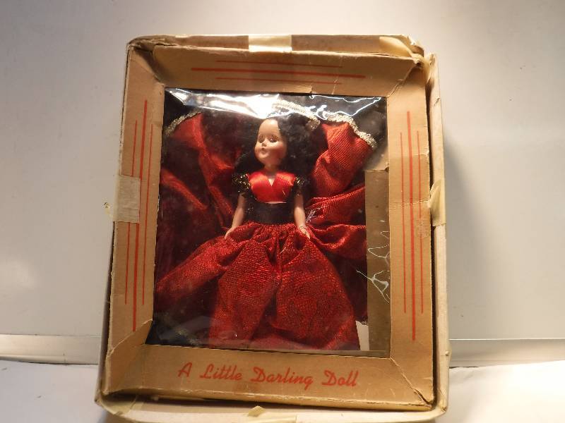 lot 8210 image: Little darling doll