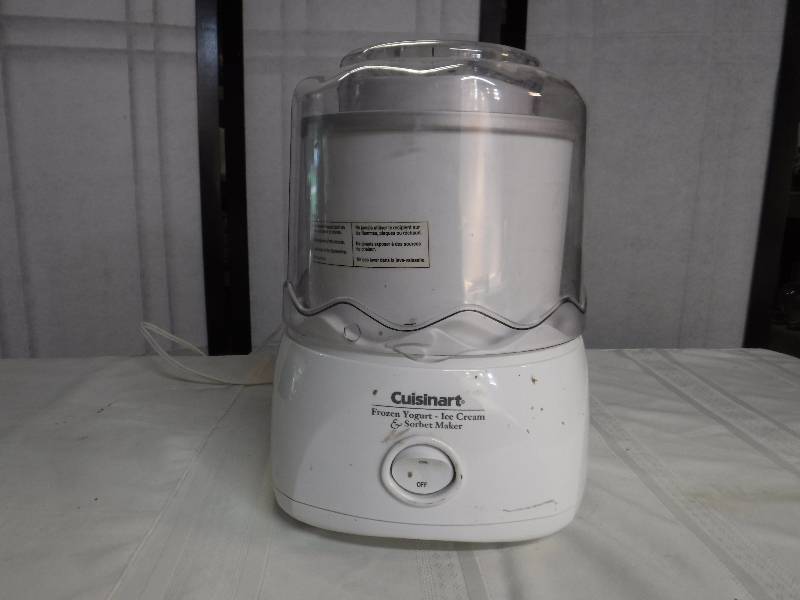 lot 8227 image: Cuisinart ice cream, frozen yogurt and sorbet maker- works, needs cleaned