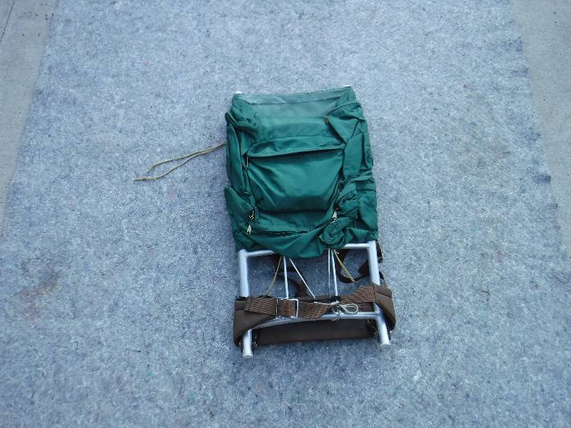 lot 8312 image: Camp trails Hiking back pack on frame- heavy duty hikers pack