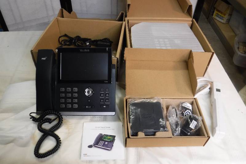 lot 4949 image: Yell Link Ultra elegant gigabit IP phone system