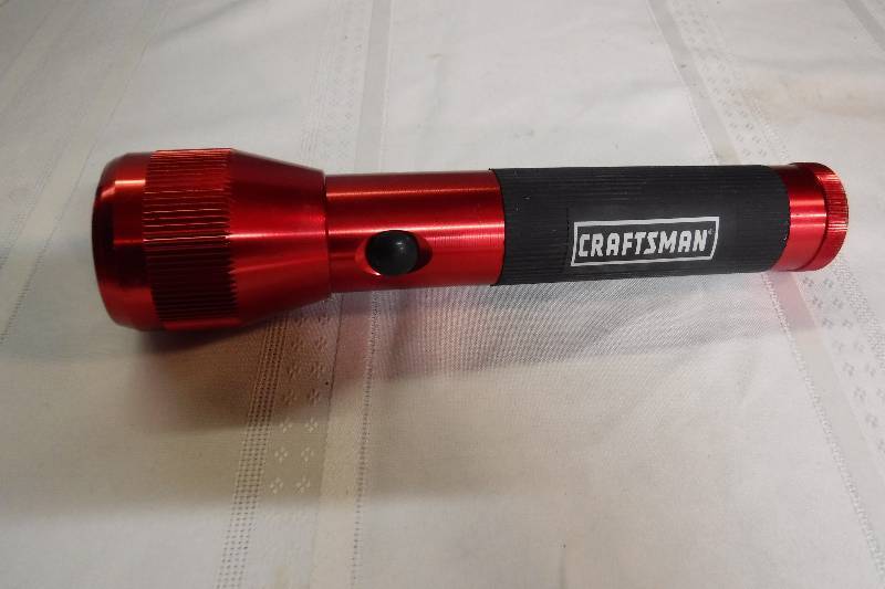 lot 4956 image: Red craftsman flashlight