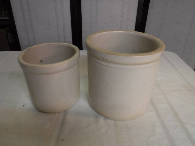 lot 6582 image: 2 crocks