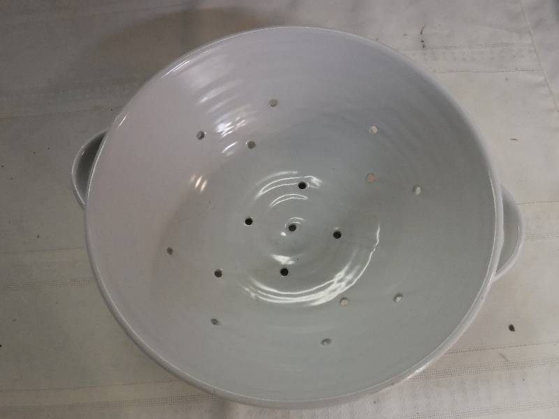 lot 6615 image: Pottery Colander