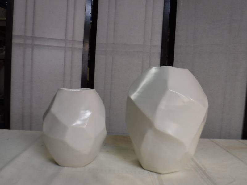 lot 6616 image: Simon Pearce art vases
