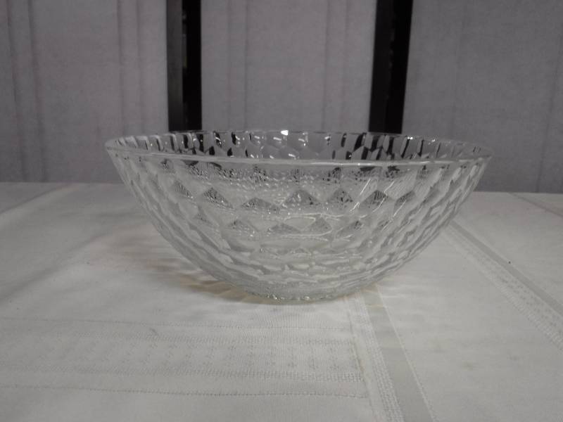 lot 6618 image: Tiffany company art glass bowl