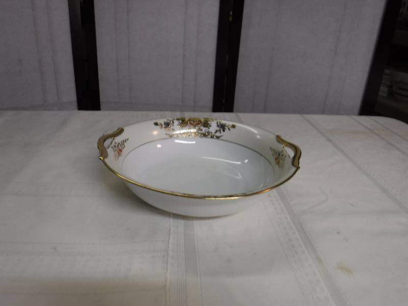 lot 6619 image: Noritake gold trim bowl