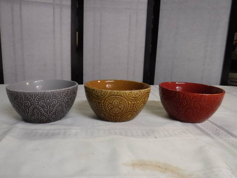 lot 6726 image: Fall colors soup bowls