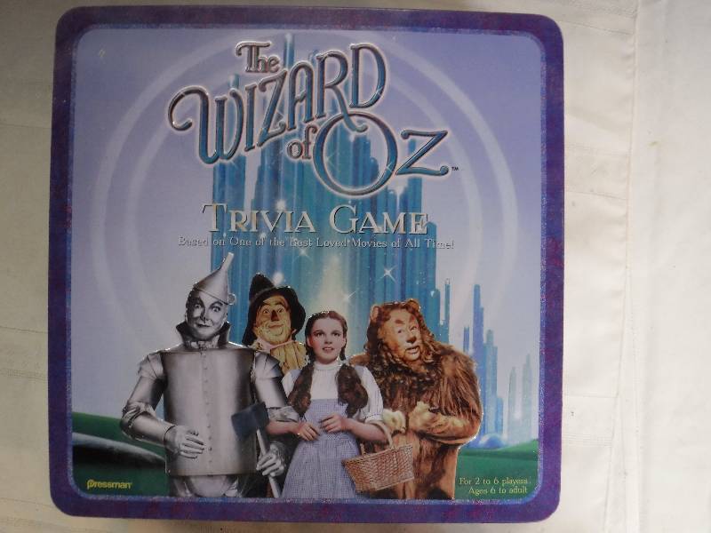 lot 8332 image: The wizard of oz travia game