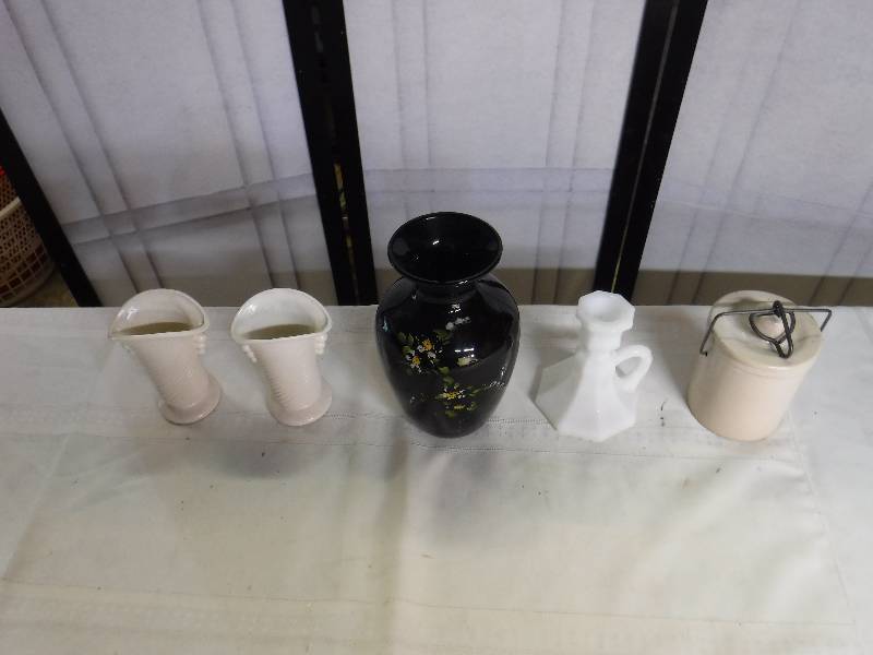 lot 8340 image: Vases, crock and candle holder lot