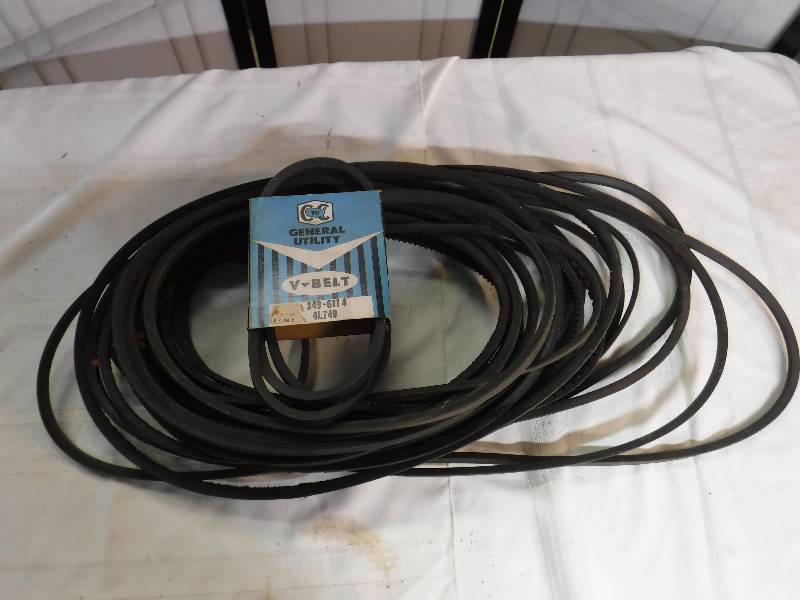 lot 9812 image: Misc belts lot