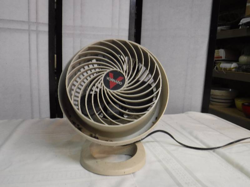 lot 9822 image: Vornado Fan