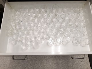 lot 7282 image: Glass Beakers Assorted Sizes