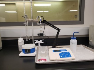 lot 7361 image: Fischer Scientific Thermix Stirrer Model 120s & Fischer Scientific Education Refrence Tab