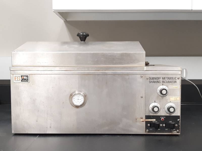 lot 7437 image: Precision Scientific Dubnoff Metabolic Shaking Incubator Serial 17AC-8