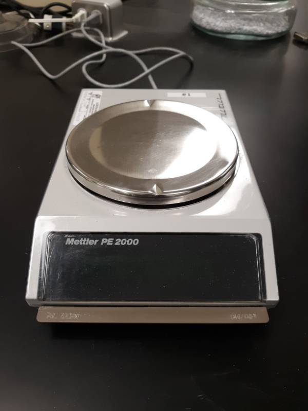 lot 7453 image: Mettler Toledo PE2000 Digital Top Load Precision Top Balance Serial C06328