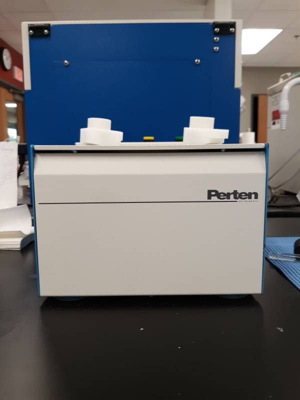 lot 7471 image: Perten Gluten Index Centrifuge 2015