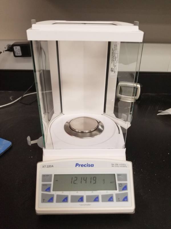 lot 7485 image: Precisa XT 220A Scale