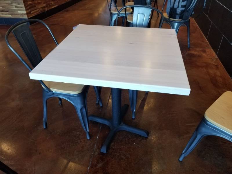 lot 1032 image: 30in x 30in Restaurant Table