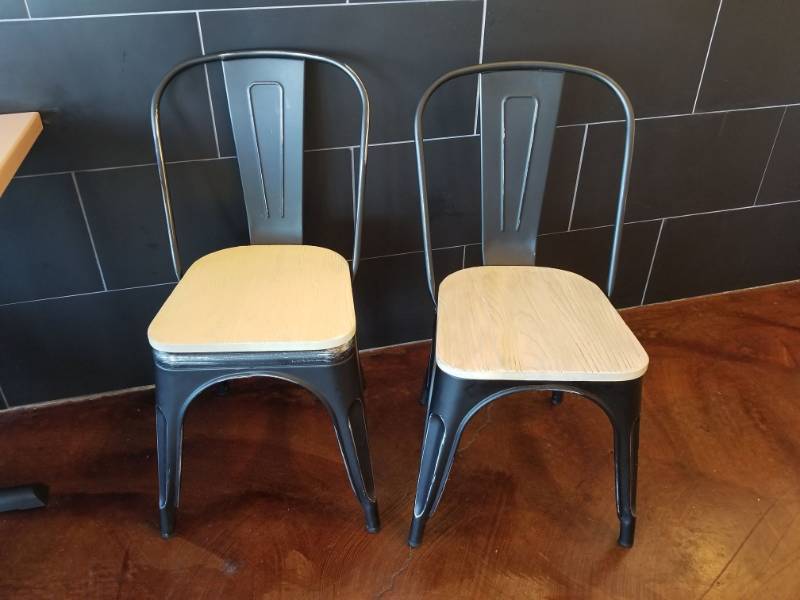 lot 1037 image: (2) Metal Black Restaurant Chairs