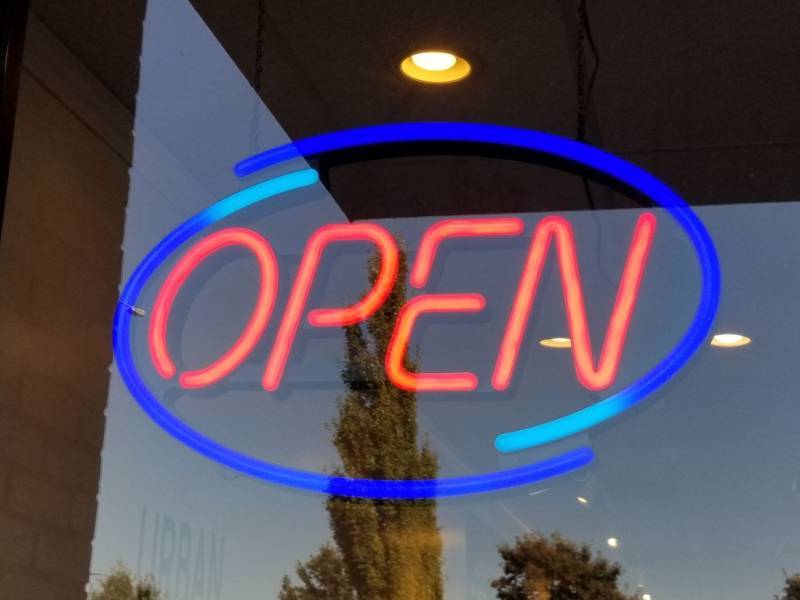 lot 1050 image: Neon Open Sign