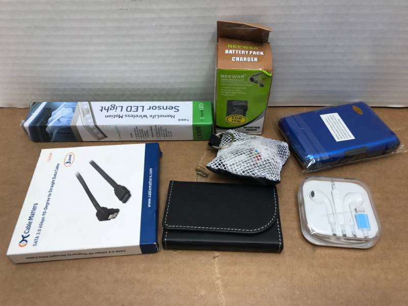lot 3035 image: LOT OF MIX ELECTRONICS