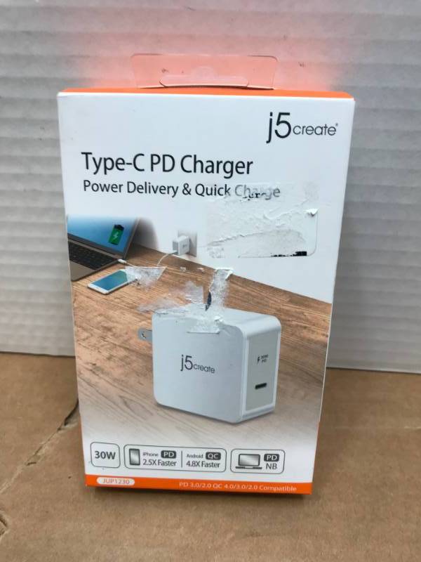 lot 3064 image: J5 CREATE  TYPE-C PD WALL CHAGER FOR IPHONE