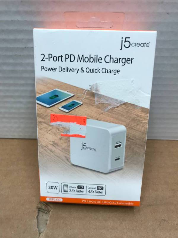 lot 3073 image: J5 CREATE  2-PORT PD MOBILE CHARGER
