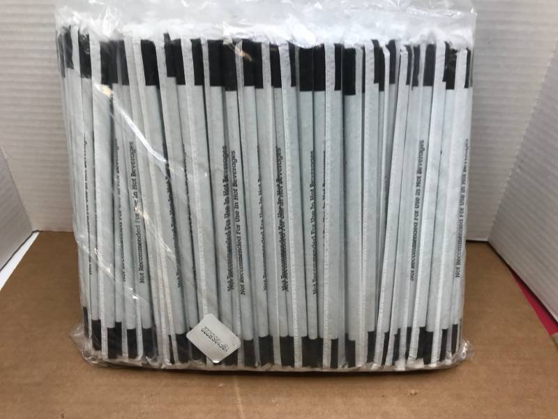 lot 3075 image: 500 PLASTIC STRAWS