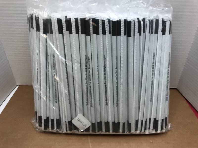 lot 3077 image: 500 PLASTIC STRAWS