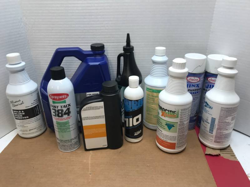 lot 3081 image: LOT OF MIX  LIQUIDS