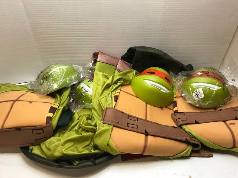 lot 3095 image: NINJA TURTLE COSTUME
