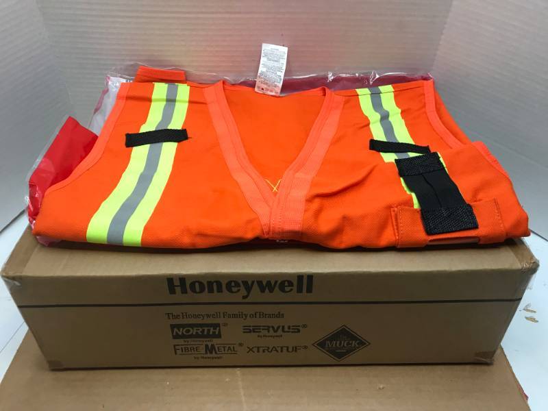 lot 3097 image: LOT OF HONEYWELL SECURITY VEST