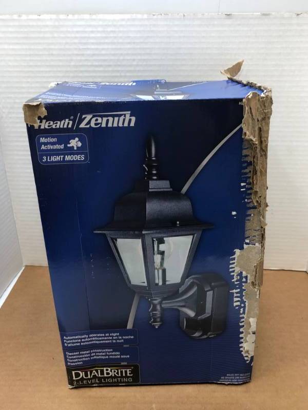 lot 3140 image: HEATH ZENITH DUAL BRITE 2 LEVEL LIGHTING