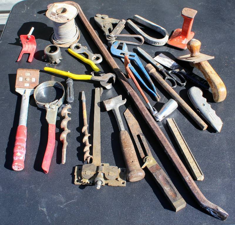 lot 1169 image: Miscellaneous Vintage Tools