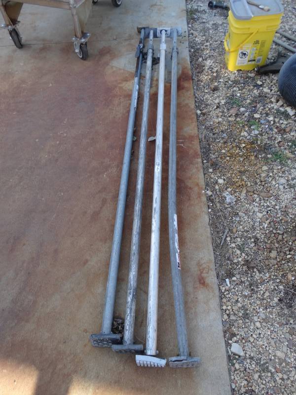 lot 5785 image: 4 load locks