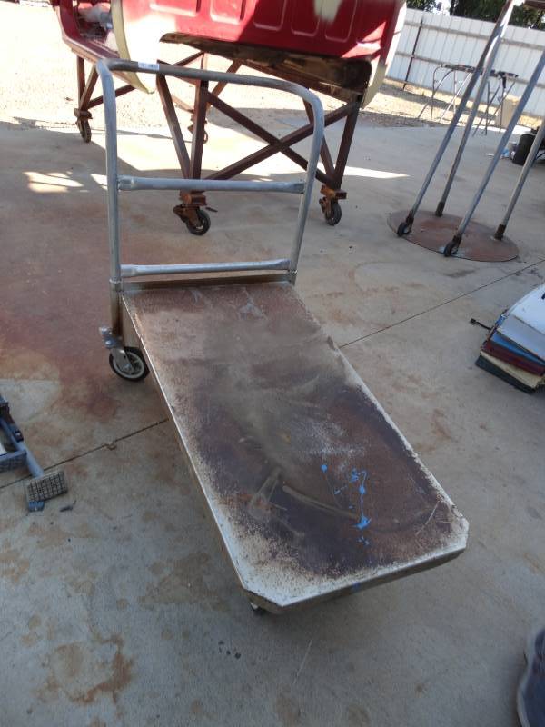lot 5786 image: Warehouse cart w handle