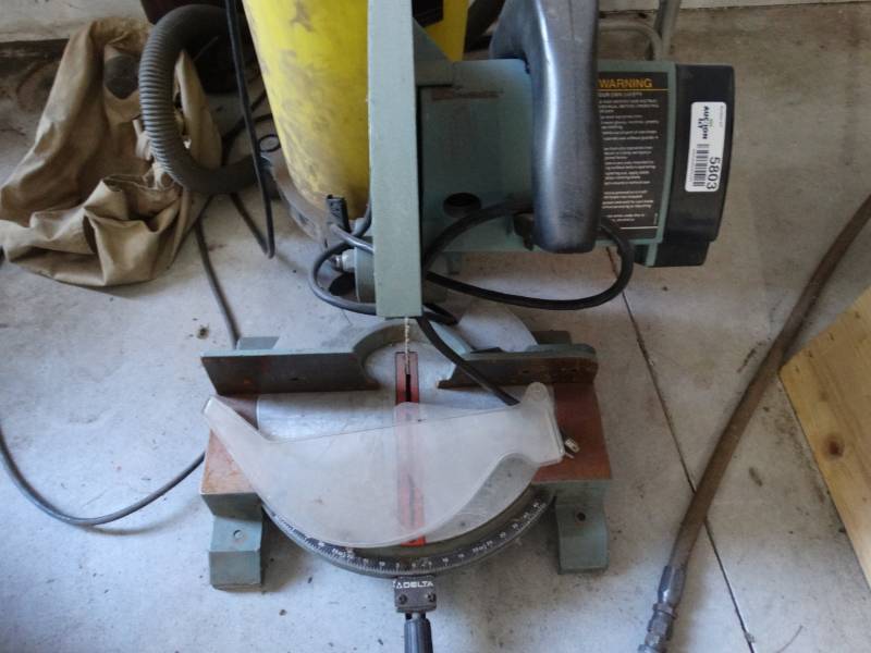 lot 5803 image: Delta chop saw