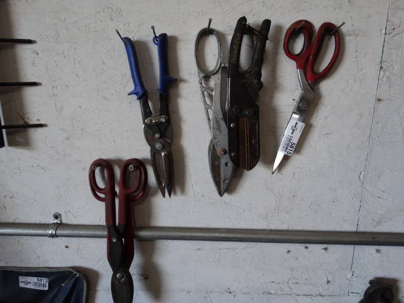 lot 5815 image: Tin snips & other cutters