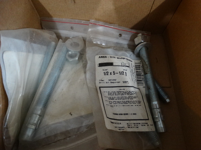 lot 2565 image: Several 12 x 5 wedge anchors