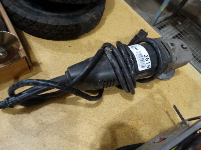 lot 2619 image: Angle grinder