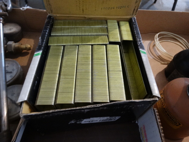 lot 2687 image: Box of gripfast staples