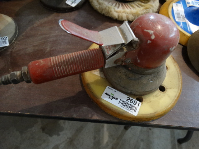 lot 2691 image: Air polisher
