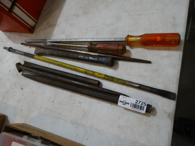 lot 2725 image: Long screw drivers pry bars misc.