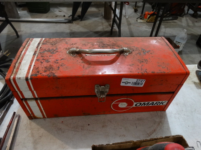 lot 2727 image: Powder actuated tool in metal toolbox